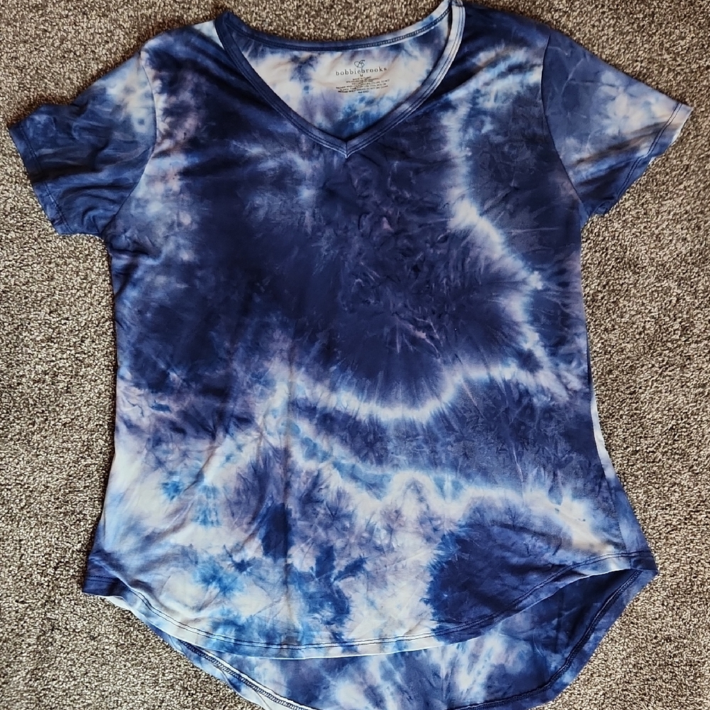 Bobbie Brooks Tie-Dye Short Sleeve V-Neck Shirt - Size Medium